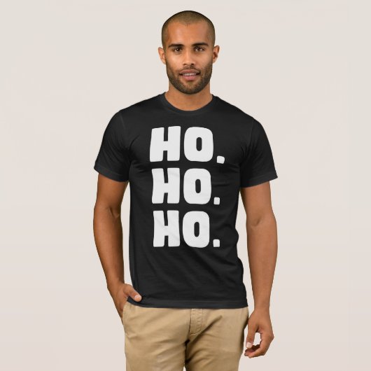 クリーン&クラシック: 大胆なHO. HO. HO. ステートメント Tシャツ (正面フル)