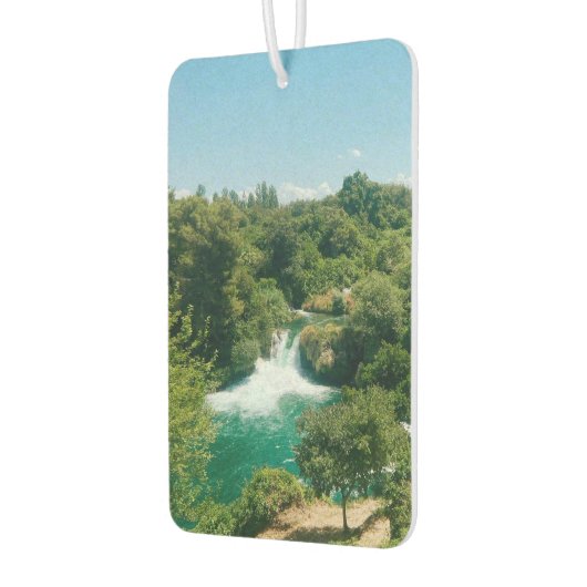 クルカの滝 – クルカ国立公園 – クロアチア カーエアーフレッシュナー (左)