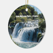 クルカ国立公園の滝 – ダルマティア，クロアチア セラミックオーナメント (左)