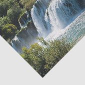 クルカ国立公園の滝 – ダルマティア，クロアチア 薄葉紙 (詳細)