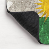 クルジスタンのヴィンテージの老化させ、傷付けられた旗 マウスパッド (コーナー)