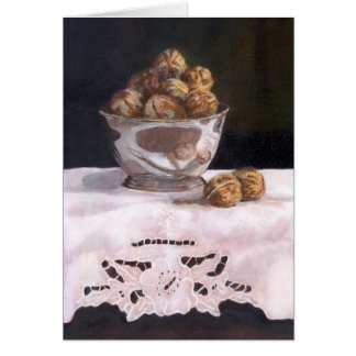 クルミが付いている銀製ボール