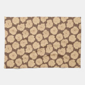 クルミの茶色のバロックバラ – シームレスなパターン。 キッチンタオル (横)