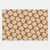 クルミの茶色のバロックバラ – シームレスなパターン。 ラッピングペーパーシート (正面2)