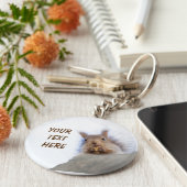 クルミを持つリス キーホルダー (側面)