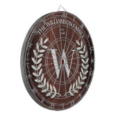 クルミフェイク木目モノグラムパーソナライズされた ダーツボード (正面左)