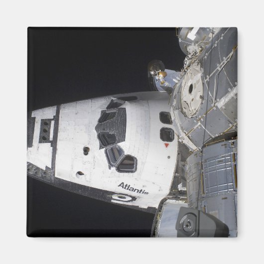 クルーの客室の高い角度のビュー マグネット (正面)