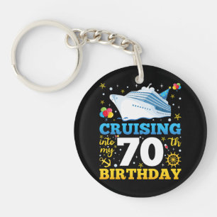 クルージングを私の70誕生日パーティーアクリルに キーホルダー