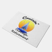 クルージング·スルー·リタイアメント ドアマット (アングル)