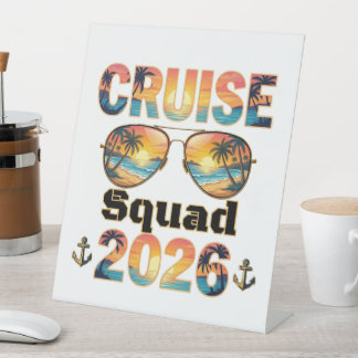 クルーズ仲間 2026 - レトロサンセット 台座サイン