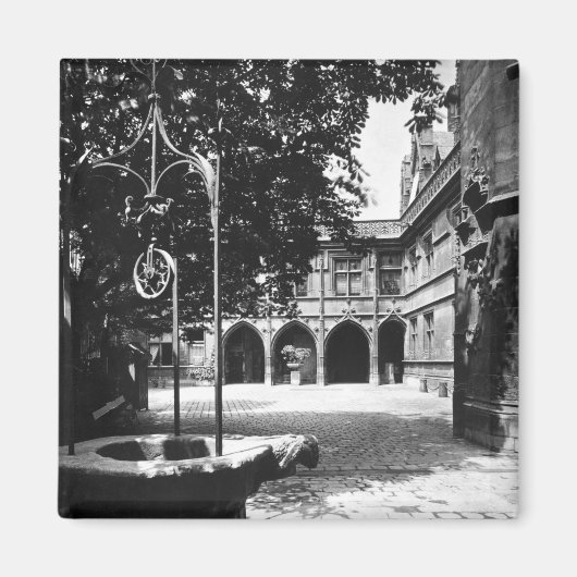 クルーニーホテルは、中庭から見て、パリ マグネット (正面)