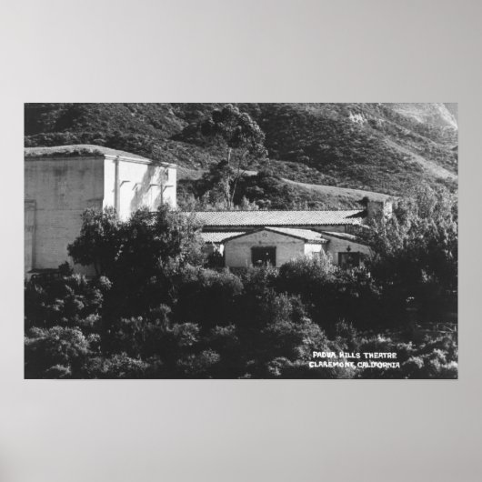 クレアモント、カリフォルニア州パドアヒルズシアターの景色 ポスター (正面)