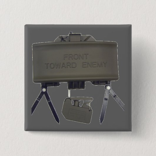 クレイモア 缶バッジ (正面)