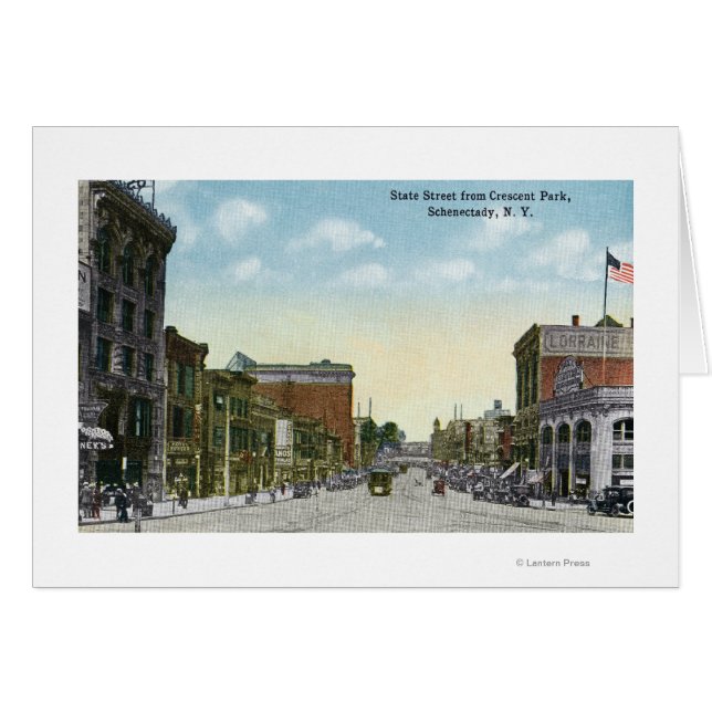 クレセントパークから州通りのビュー (正面横)