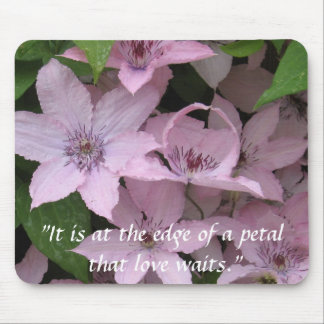 クレマチスによって広げられるマウスパッド マウスパッド