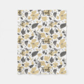 クレマチスファーリング金ゴールドグレーウォーター色つる植物 フリースブランケット (正面)