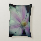 クレマチスフラワー花びらアップ近く アクセントクッション (裏面(縦))