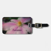クレマチスフラワー花びらアップ近パーソナライズされたく ラゲッジタグ (正面横)