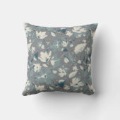 クレマティスつる植物グレーブルークリームウォーター色フローラ クッション (裏面)