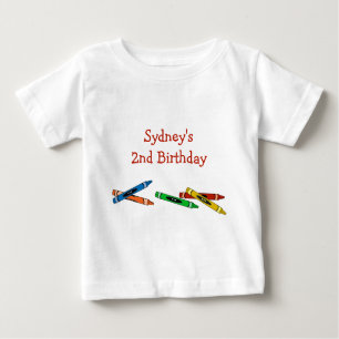 クレヨンの誕生日の子供のTシャツ ベビーTシャツ