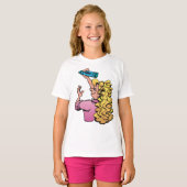 クレヨンを持つ元気な女の子 Tシャツ (正面フル)