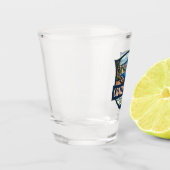 クレーターレイクナショナルパークイラストレーションレトロバッジ ショットグラス (左)