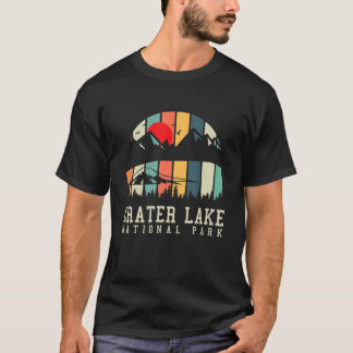 クレーターレイクナショナルパークハイキングバケーション17 Tシャツ