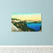 クレーターレイクロッジオーバールッキング湖 キャンバスプリント (インサイチュ (ウッドフロア))