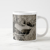 クレーンのカラスプラッシュシボレー運転技術者 ジャンボコーヒーマグカップ (右)