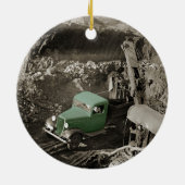 クレーンのカラスプラッシュシボレー運転技術者 セラミックオーナメント (裏面)