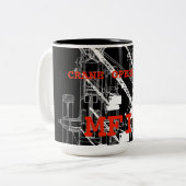 クレーンの操縦士= MFICのヴィンテージのクローラークレーン ツートーンマグカップ (正面左)