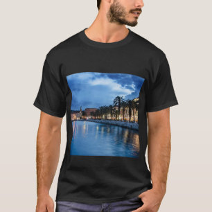 クロアチアのスプリット・プロメナード Tシャツ