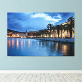 クロアチアのプロムナードを分割 キャンバスプリント (インサイチュ (ウッドフロア))