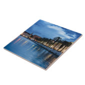 クロアチアのプロムナードを分割 タイル (側面)