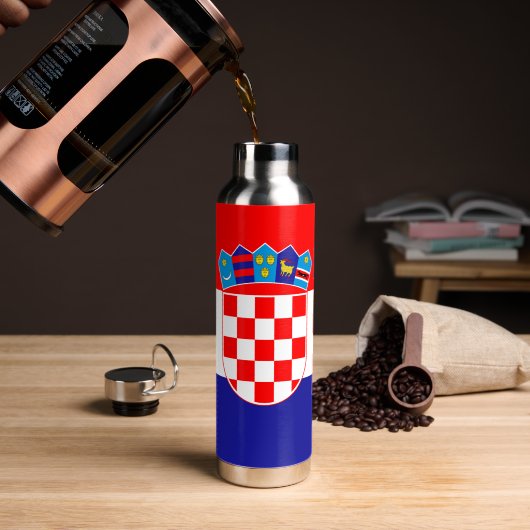 クロアチアの国旗 ウォーターボトル (コーヒー (回転後))