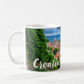 クロアチアの町オミス コーヒーマグカップ (左)