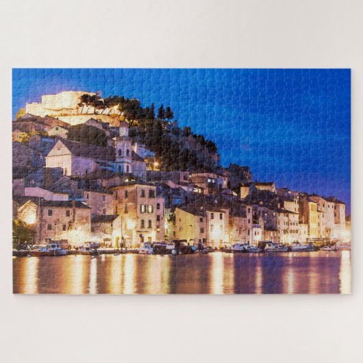 クロアチアの町シベニックの夜。 ジグソーパズル (横)