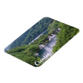 クロアチアの緑の森と滝の滝 マグネット (左側)