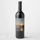 クロアチアの美しい夕日の防波堤 ワインラベル (正面)