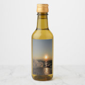 クロアチアの美しい夕日の防波堤 ワインラベル (正面)