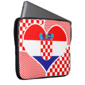 クロアチアインハートコラージュラップトップスリーブ ラップトップスリーブ (正面右)