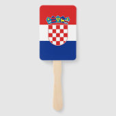 クロアチア国旗を掲げたハンドファンのセット ハンドファン (裏面)