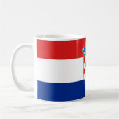 クロアチア国旗を掲げたマグカップ コーヒーマグカップ (左)