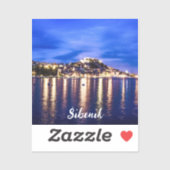 クロアチア、シベニックのライトアップされた港 シール (シート)