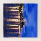 クロアチア、シベニックのライトアップされた港 ジグソーパズル (横)