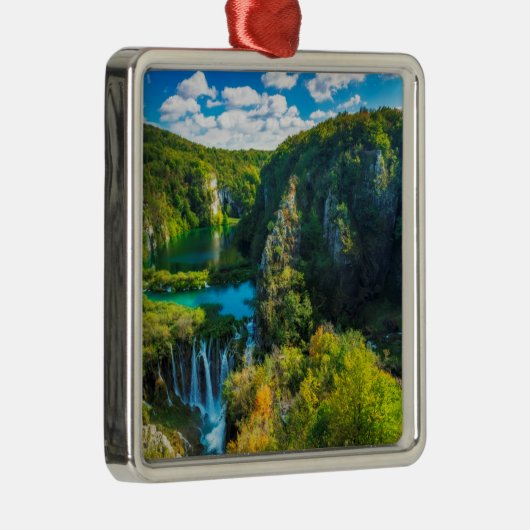 クロアチエレガントアの滝の景色 メタルオーナメント (右)