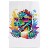 クロコダイルパーソナライズされたハッピーバースデー ミディアムペーパーバッグ (裏面)