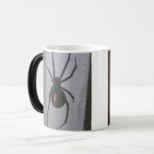 クロゴケグモのマグ モーフィングマグカップ (正面左)