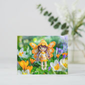 クロシェで作られた春の妖精とクロッカスの花 シーズンポストカード (スタンド正面)