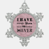 クロシェ – ヤーンホーダークラフツ スノーフレークピューターオーナメント (正面)